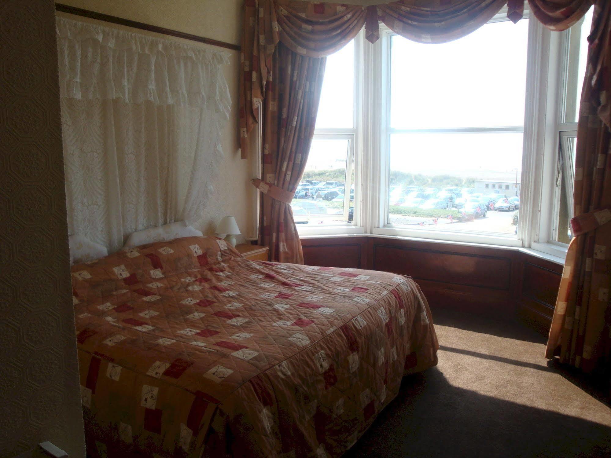 Monterey Beach Hotel Lytham St Annes Dış mekan fotoğraf