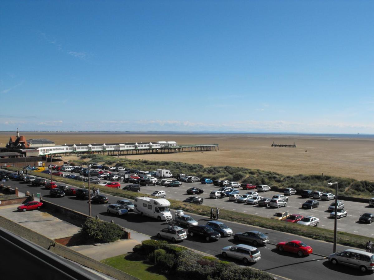Monterey Beach Hotel Lytham St Annes Dış mekan fotoğraf